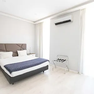 מלון Grande Pensao Residencial Alcobia ליסבון